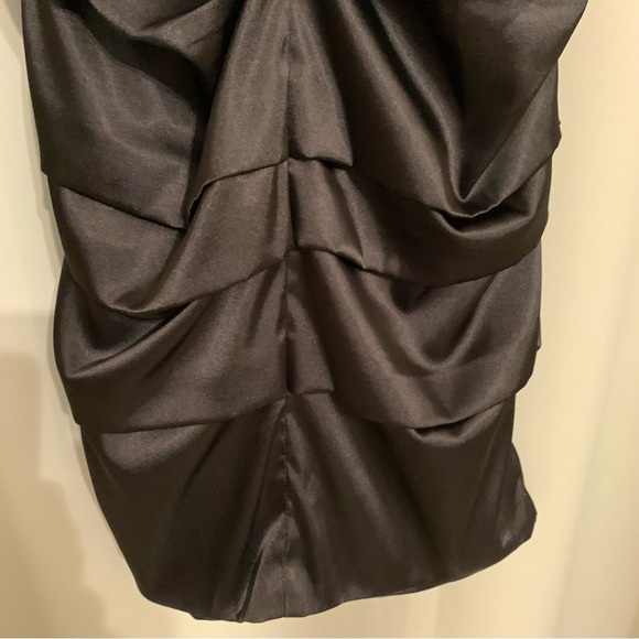 Rouched satin cocktail party dress from Le Chateau. Very flattering. - Picture 12 of 14